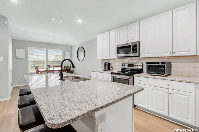 Image 9 of 28 For 3200 Broad View