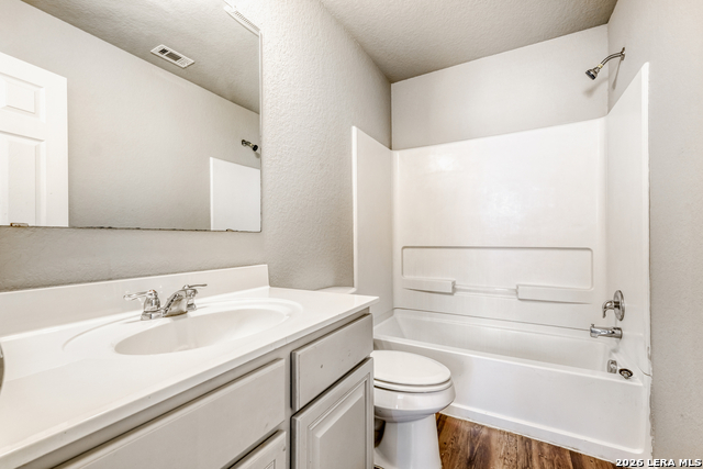 Image 24 of 29 For 7203 Marina Del Rey