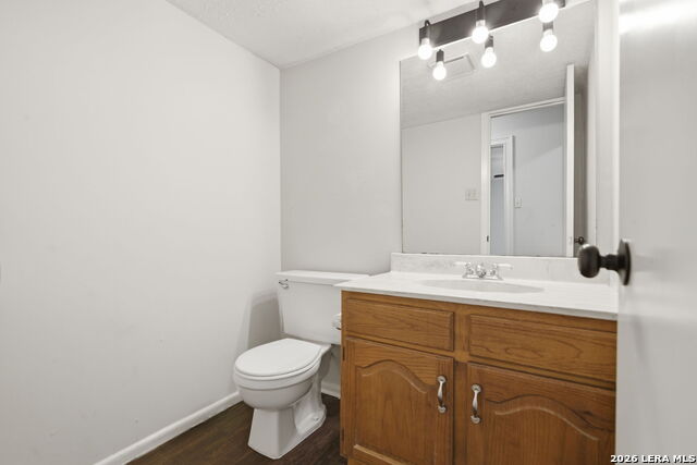 Image 17 of 27 For 2703 Red Tree