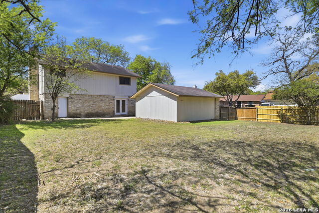 Image 23 of 27 For 2703 Red Tree