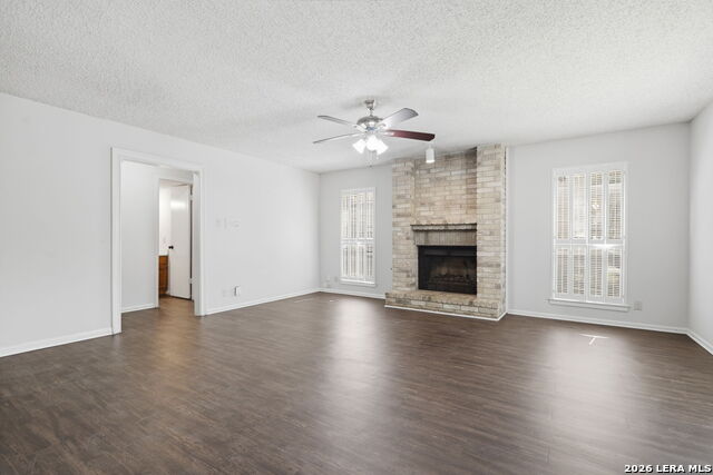 Image 3 of 27 For 2703 Red Tree