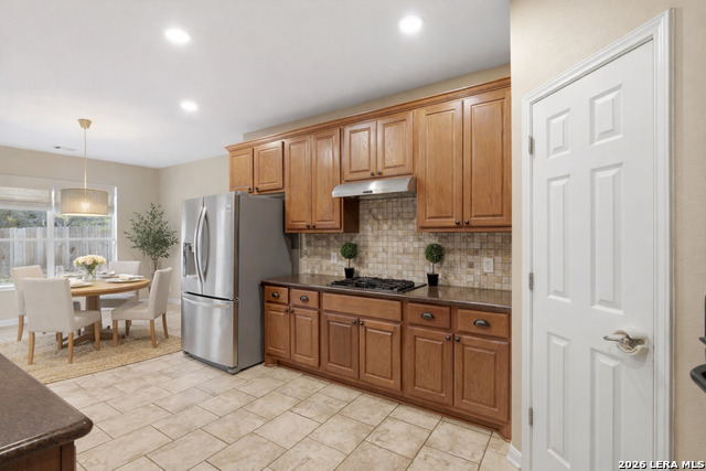 Image 7 of 32 For 311 Waxberry