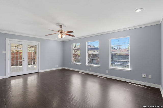 Image 15 of 34 For 210 N Guilford Dr