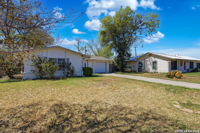 Image 28 of 34 For 210 N Guilford Dr