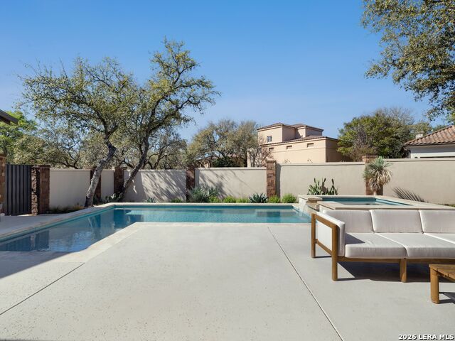 Image 37 of 50 For 25 Tilbury Lane