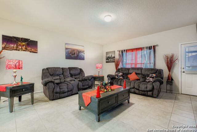 Image 11 of 28 For 9224 Grand Western