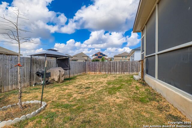 Image 27 of 28 For 9224 Grand Western