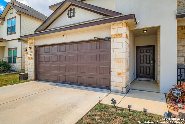 Image 3 of 28 For 9224 Grand Western