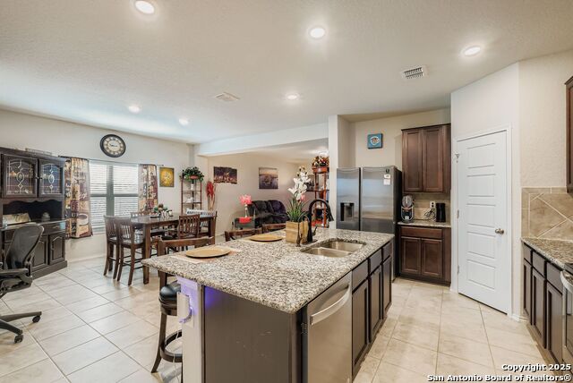 Image 7 of 28 For 9224 Grand Western