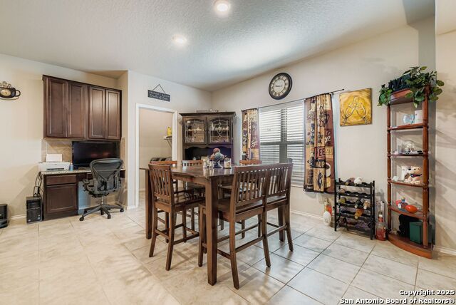 Image 9 of 28 For 9224 Grand Western