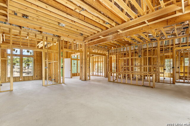 Image 8 of 28 For 2116 Comal Springs