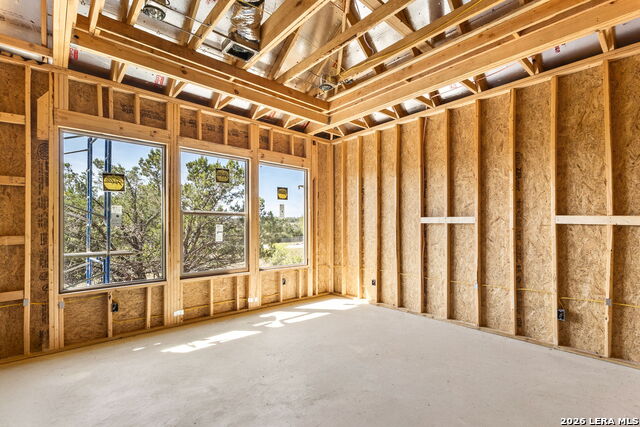 Image 9 of 28 For 2116 Comal Springs