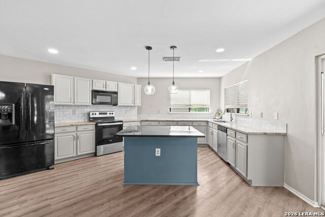 Image 2 of 28 For 7051 Shadow Run