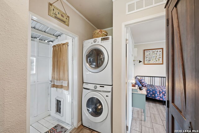 Image 18 of 36 For 1956 Live Oak