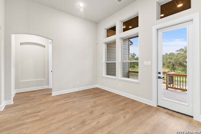 Image 7 of 12 For 399 James Way