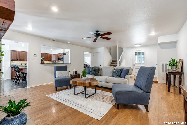 Image 6 of 45 For 26820 Autumn Gln