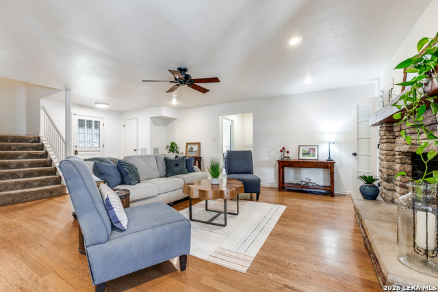 Image 7 of 45 For 26820 Autumn Gln