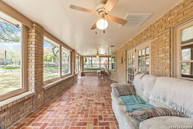 Image 21 of 31 For 9106 Sundew Cir