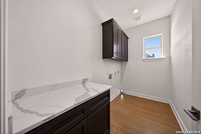 Image 32 of 49 For 111 John T Court