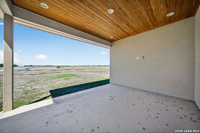 Image 34 of 49 For 111 John T Court