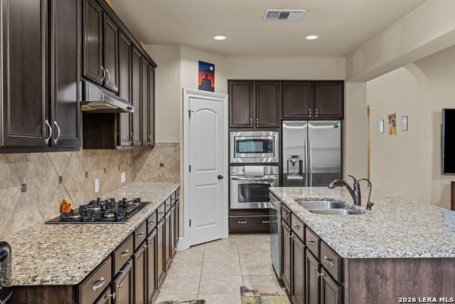 Image 13 of 35 For 8718 Silver Rock