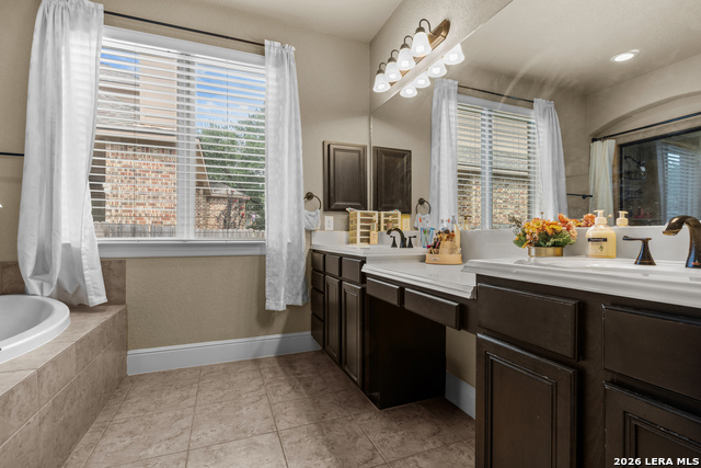 Image 20 of 35 For 8718 Silver Rock