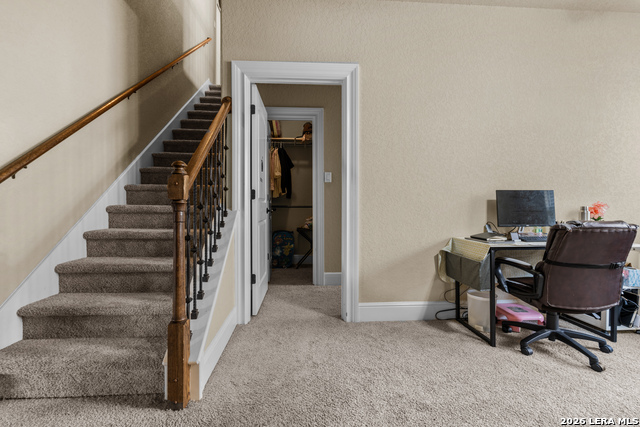 Image 26 of 35 For 8718 Silver Rock