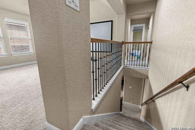 Image 28 of 35 For 8718 Silver Rock