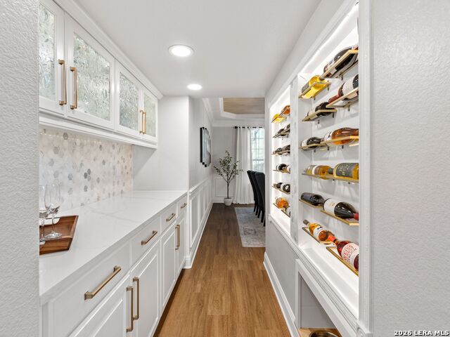 Image 10 of 48 For 2 Lakeside Dr