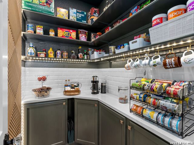 Image 15 of 48 For 2 Lakeside Dr