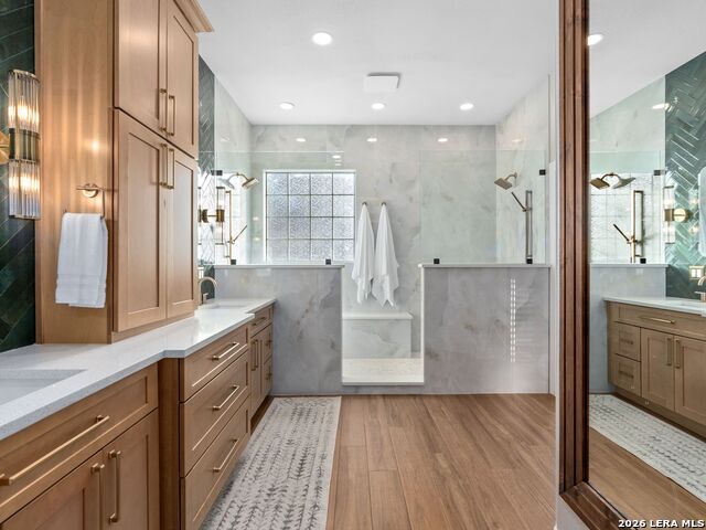 Image 21 of 48 For 2 Lakeside Dr