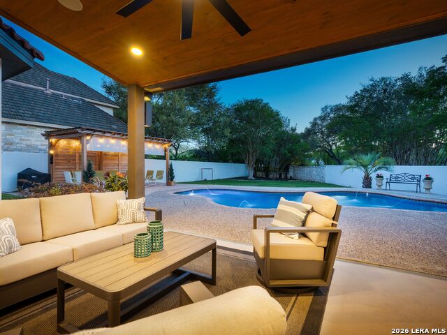 Image 3 of 48 For 2 Lakeside Dr