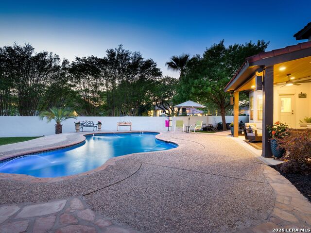 Image 36 of 48 For 2 Lakeside Dr