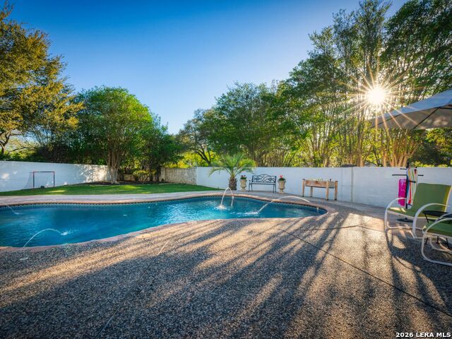 Image 40 of 48 For 2 Lakeside Dr