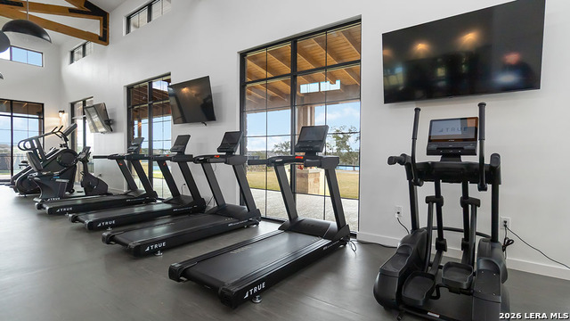 Image 39 of 64 For 20809 Stonework Spur