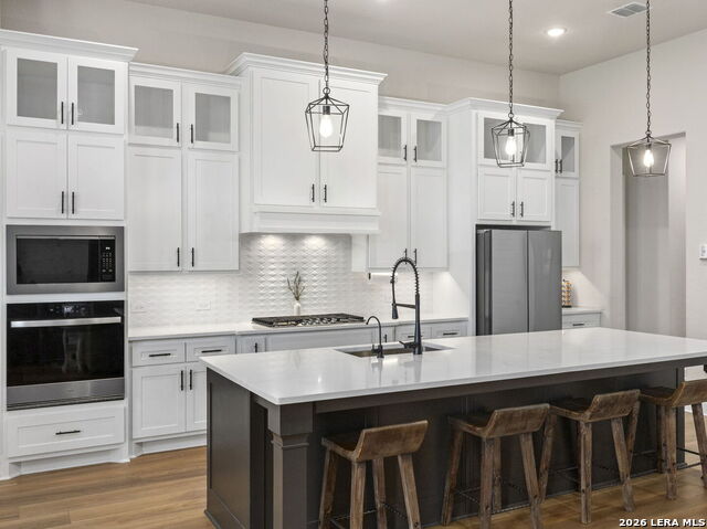 Image 18 of 50 For 245 James Way