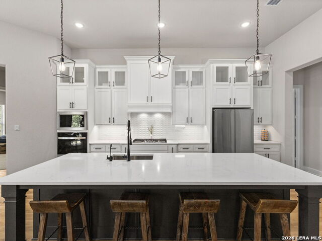 Image 19 of 50 For 245 James Way