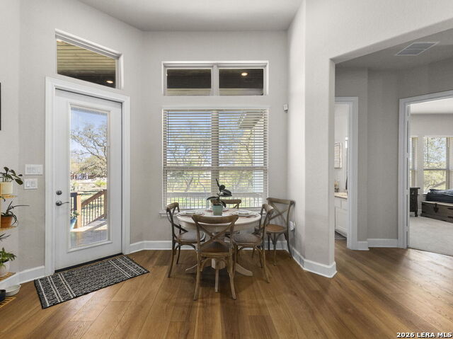 Image 22 of 50 For 245 James Way