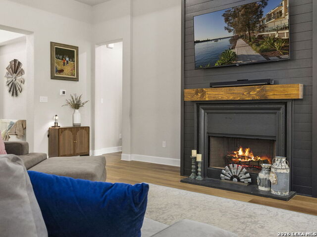 Image 25 of 50 For 245 James Way