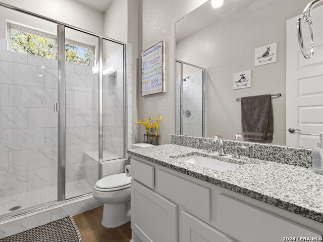 Image 35 of 50 For 245 James Way