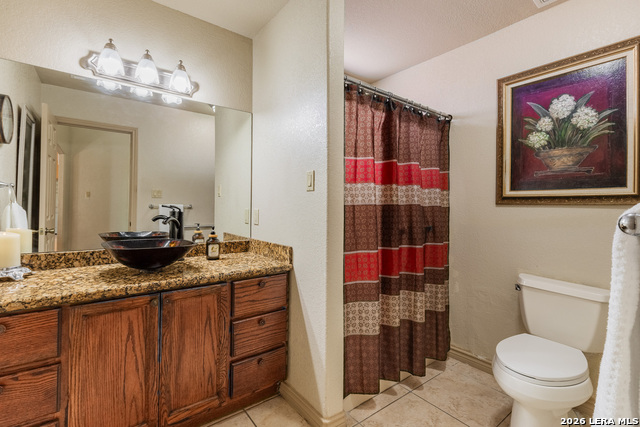 Listing photo id 22 for 2155 Romel St.