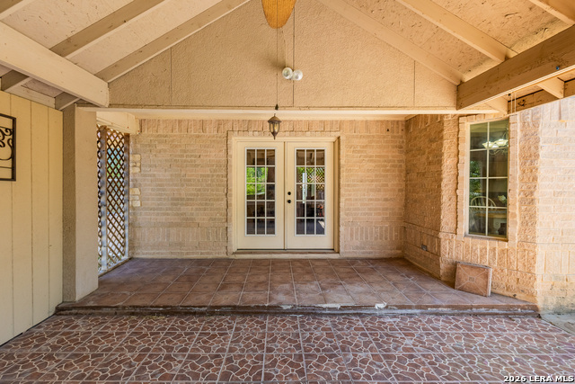 Listing photo id 27 for 2155 Romel St.