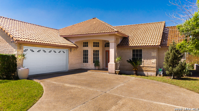 Listing photo id 1 for 2155 Romel St.