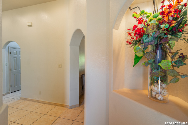 Listing photo id 3 for 2155 Romel St.