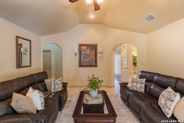 Listing photo id 7 for 2155 Romel St.