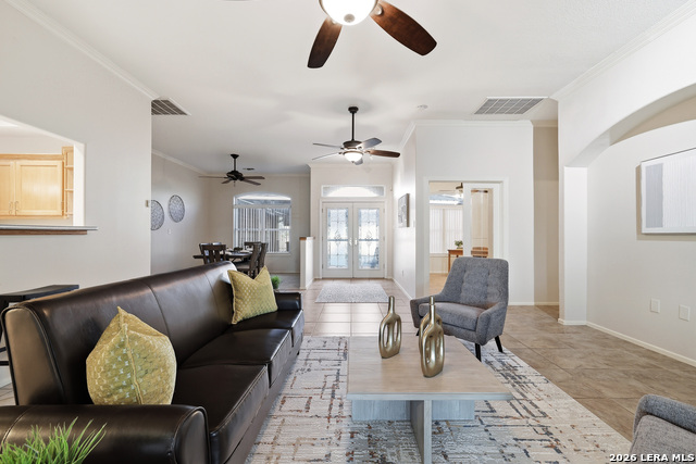 Listing photo id 9 for 11421 Ware Seguin