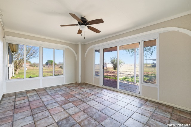 Listing photo id 16 for 11421 Ware Seguin