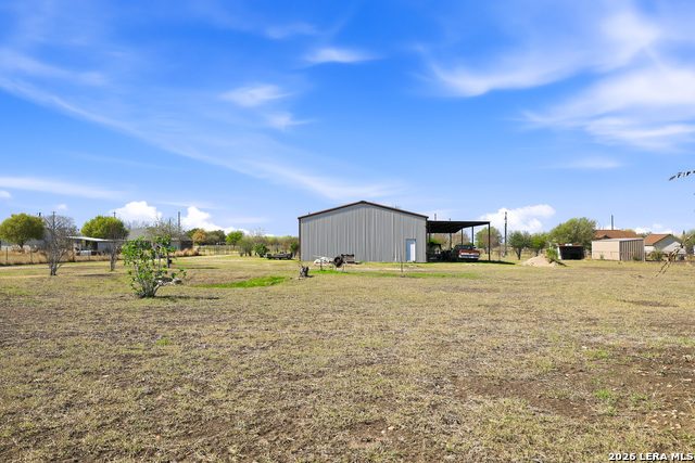 Listing photo id 28 for 11421 Ware Seguin