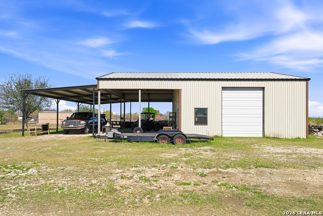 Listing photo id 29 for 11421 Ware Seguin