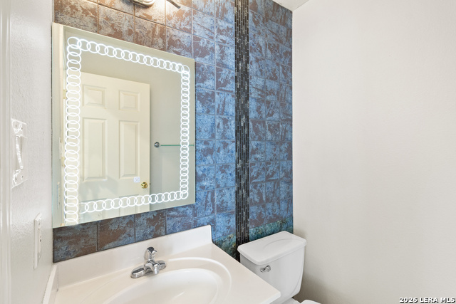 Image 11 of 25 For 7318 Mesquite Crk